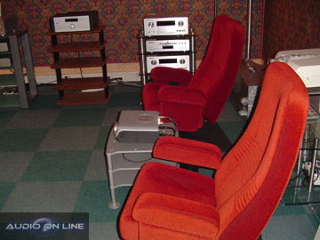 Audio On line Haute Fidelité : JM Reynaud Atoll Electronique B&W Elipson. Martin Image et Son Caen